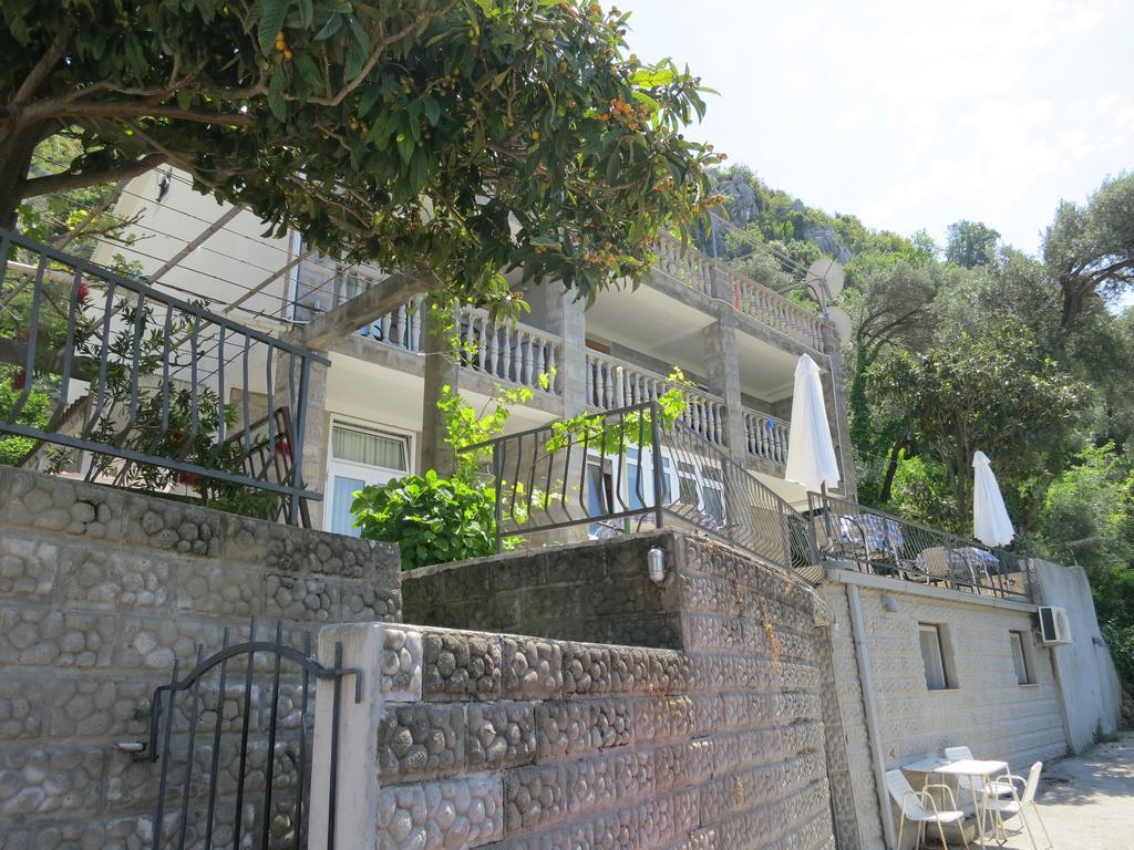 Rezevici Apartments Petrovac Exterior foto