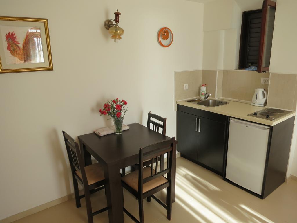 Rezevici Apartments Petrovac Cameră foto